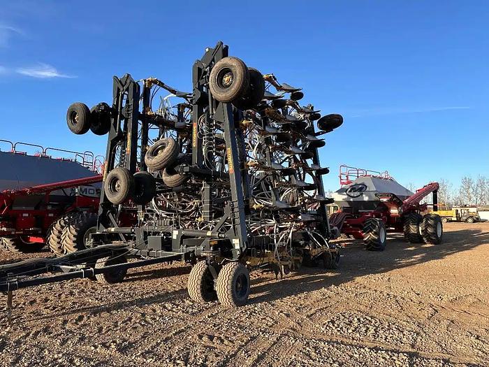 Used Used 2013 SeedMaster 7012 TXB Air Drill