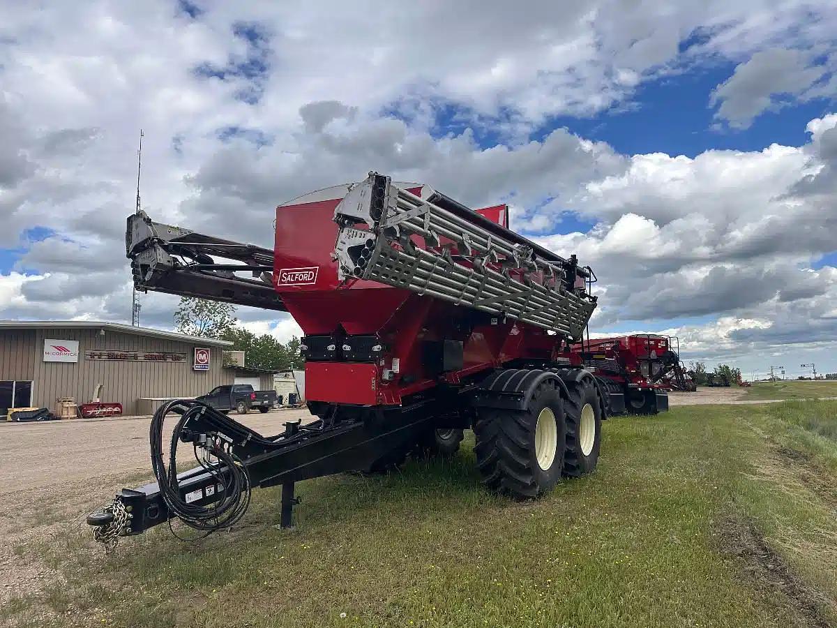 Used 2024 Salford AB640 Spreader - Fertilizer