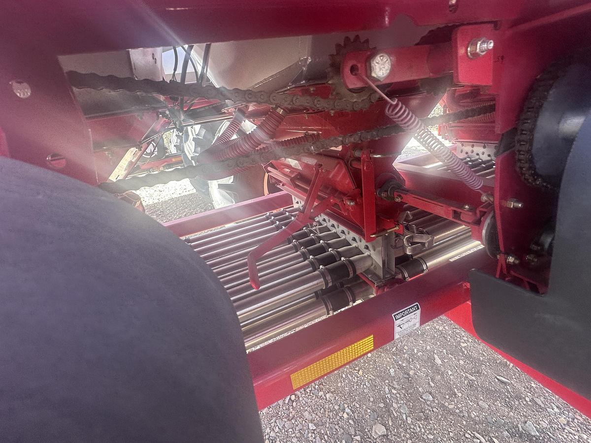 New 2024 Morris 9650 Air Cart