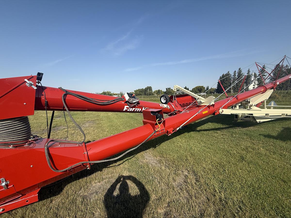 2026 Farm-King Y1395TMMR1