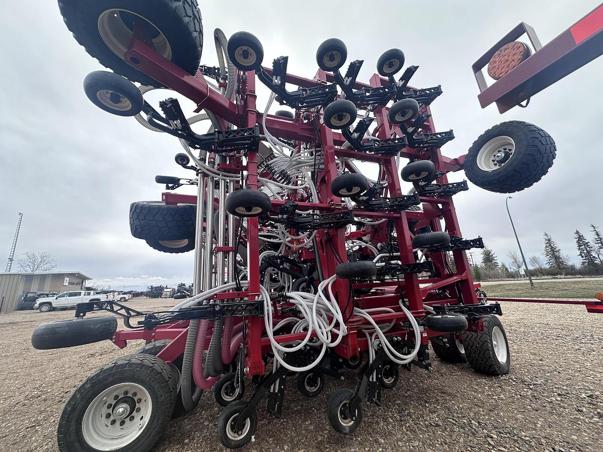 2024 Morris Quantum 80