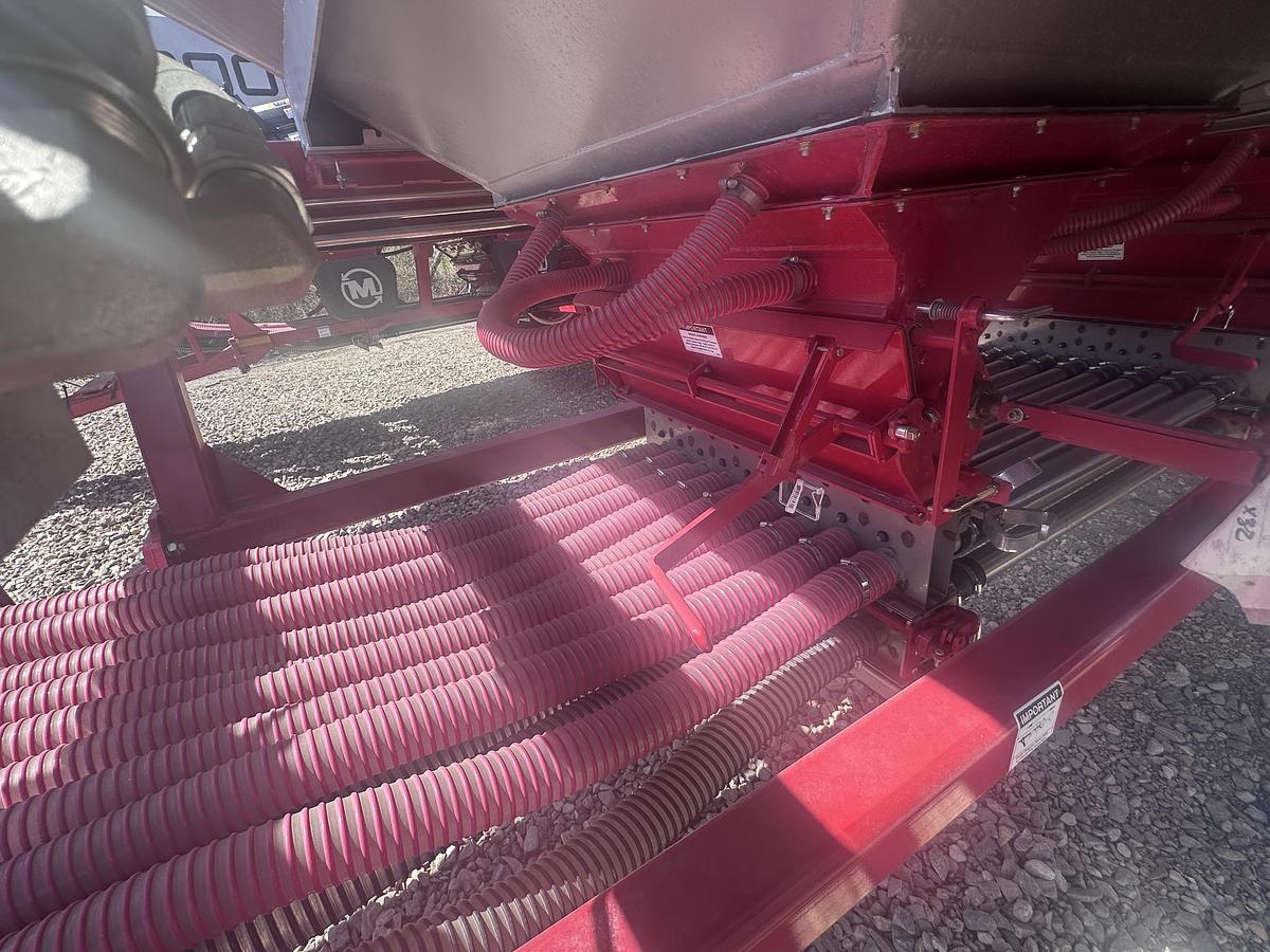 New 2024 Morris 9650 Air Cart