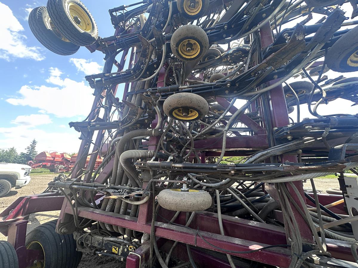 Used 2014 Seed Hawk 6010 Air Drill