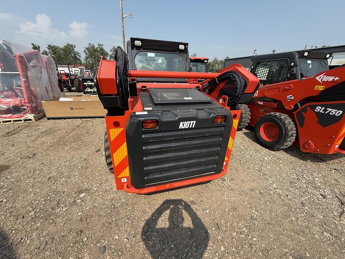 2026 Kioti SL750 Flow Plus