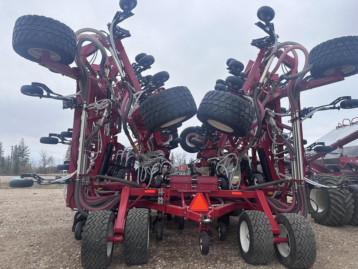 2024 Morris Quantum 80