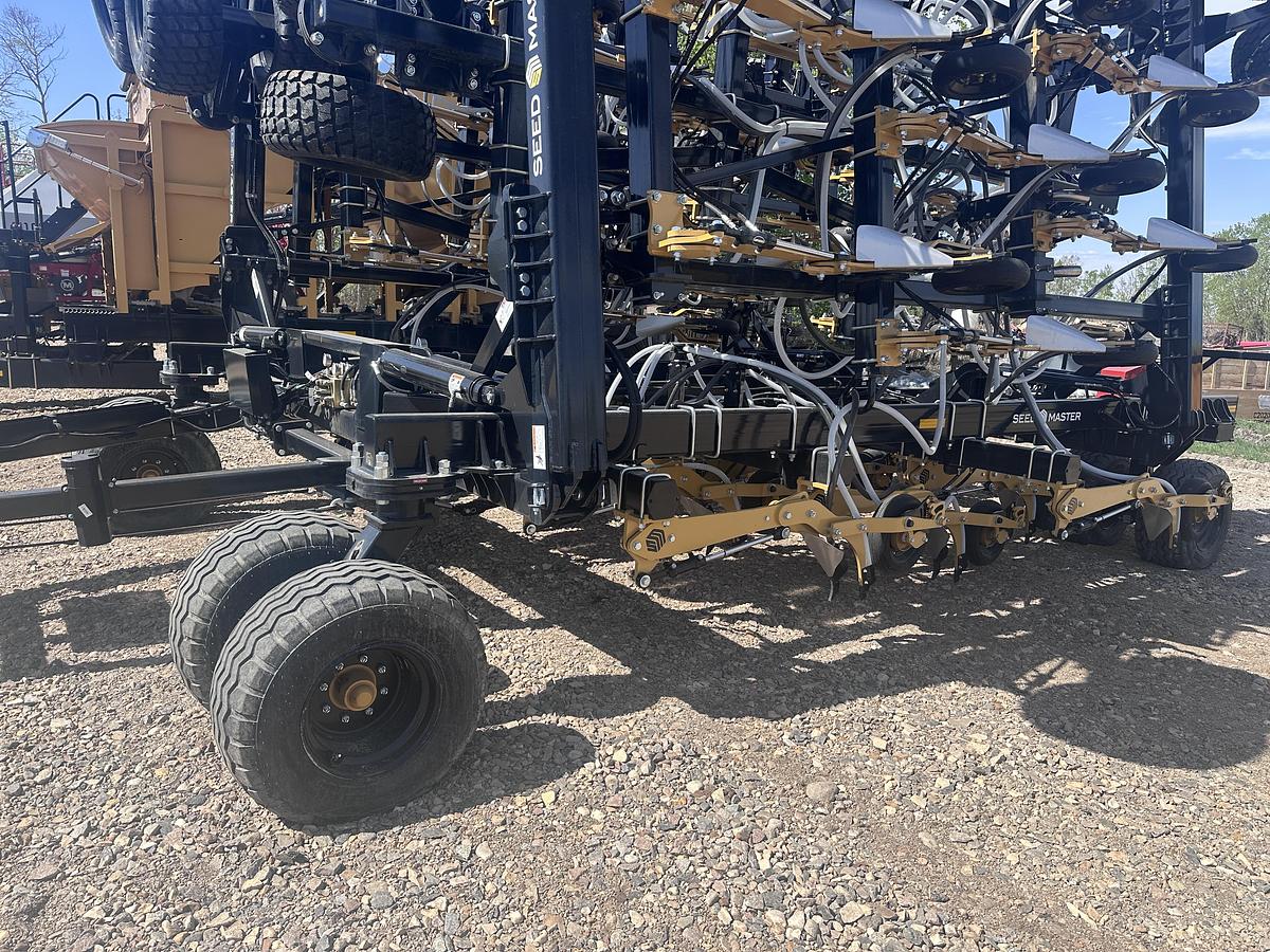 2024 SeedMaster CT 6012 TXB