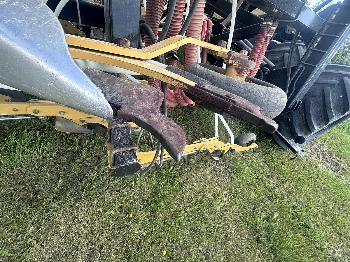 Used Used 2013 SeedMaster 7212 Air Drill