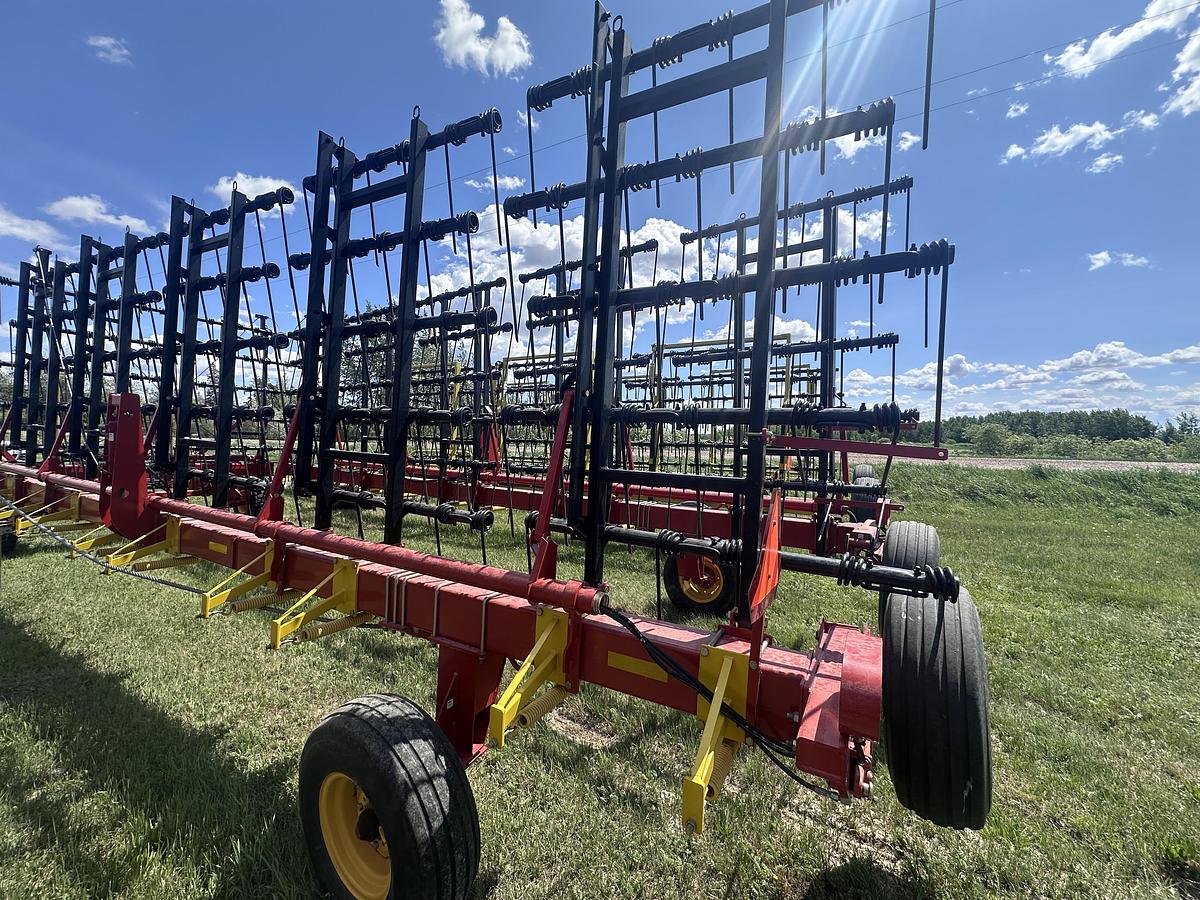 Used 2015 Bourgault 7200-72