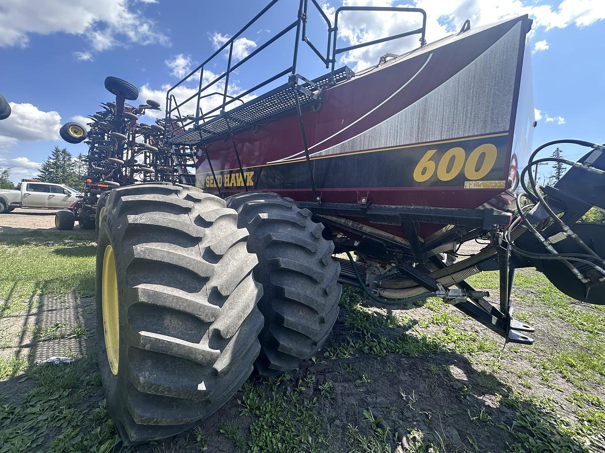 Used 2014 Seed Hawk 6010 Air Drill