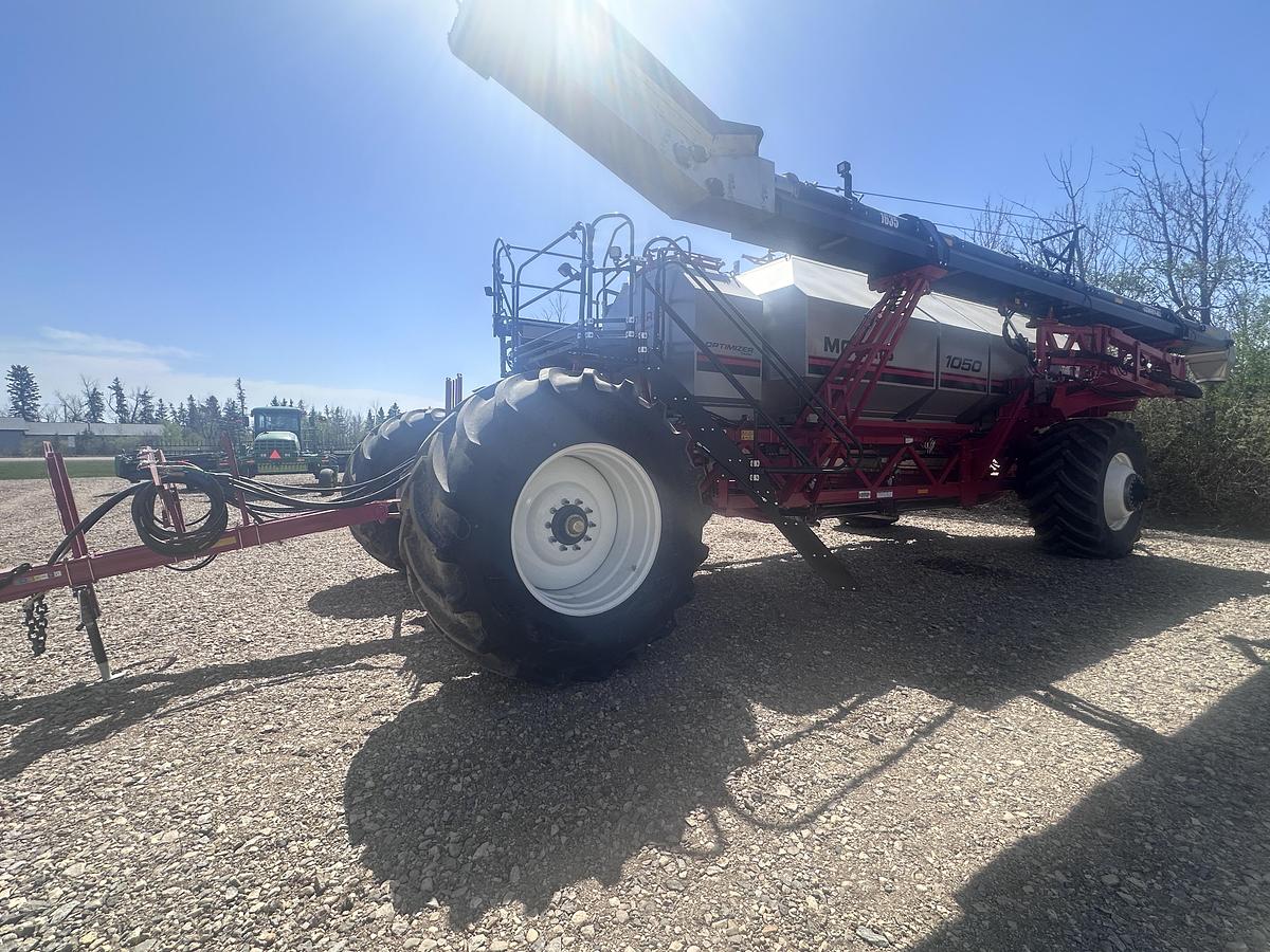 New 2025 Morris 10-1050 Air Cart