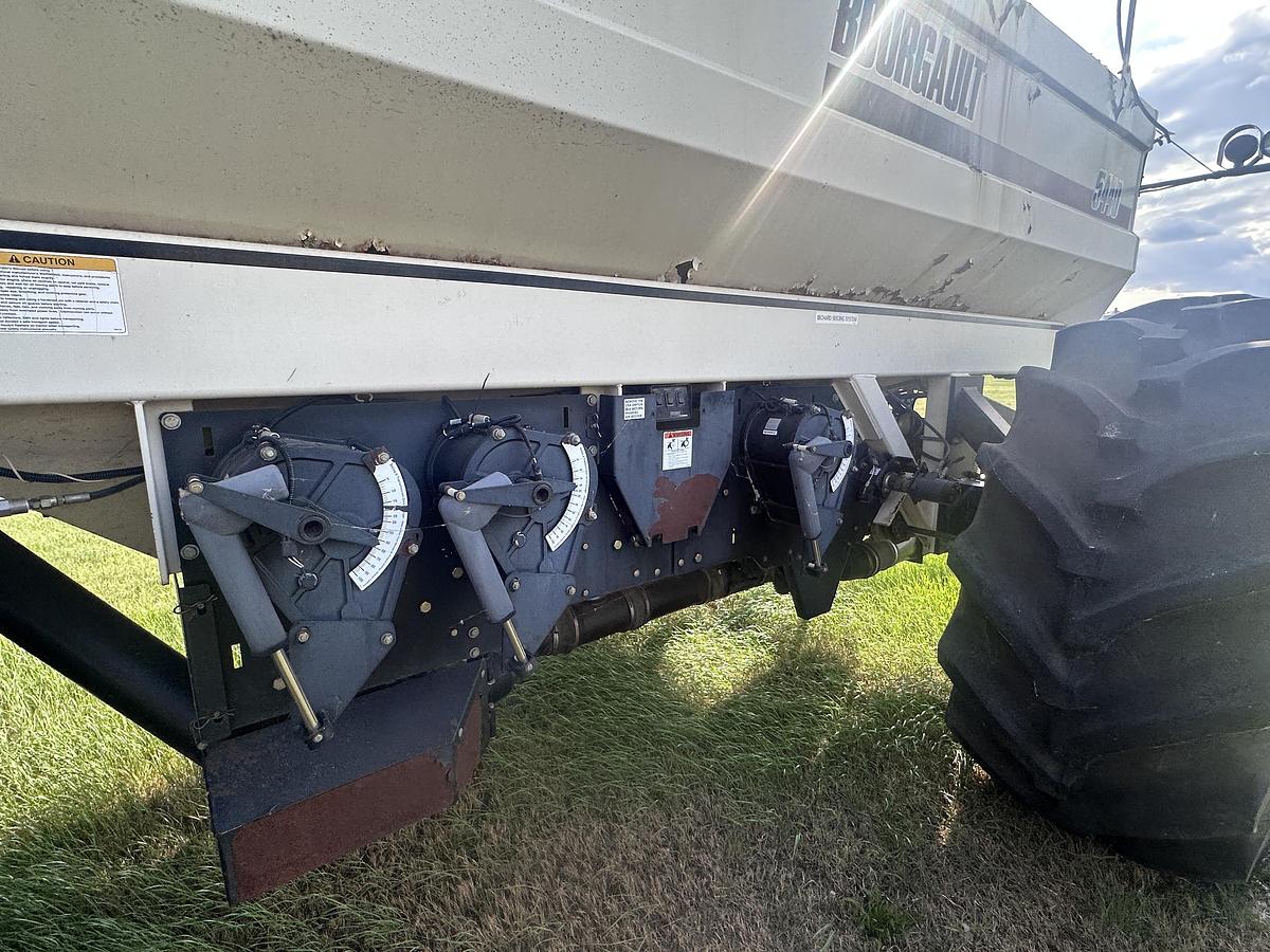 Used Bourgault 5710
