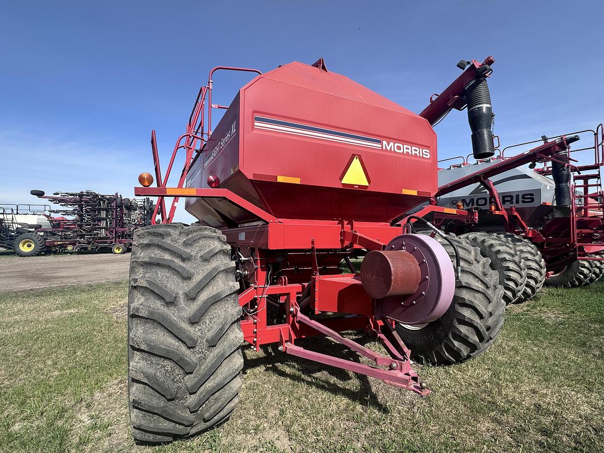 Used 2010 Morris 8370XL