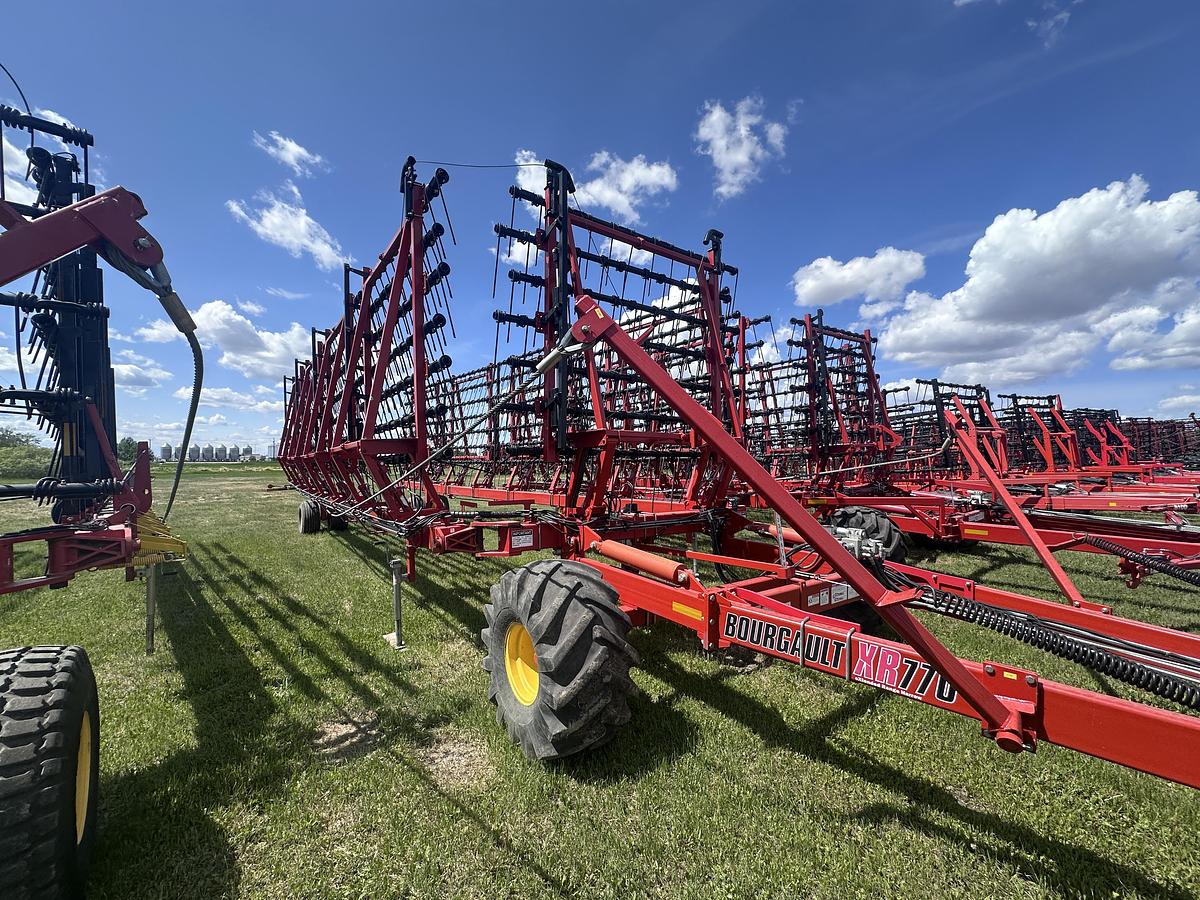 Used Used 2018 Bourgault XR770 Harrow