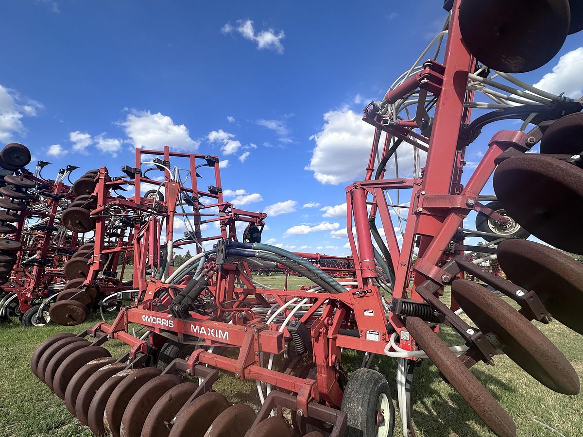 Used 2000 Morris MAXIM