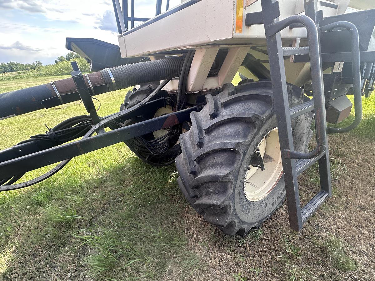Used Bourgault 5710