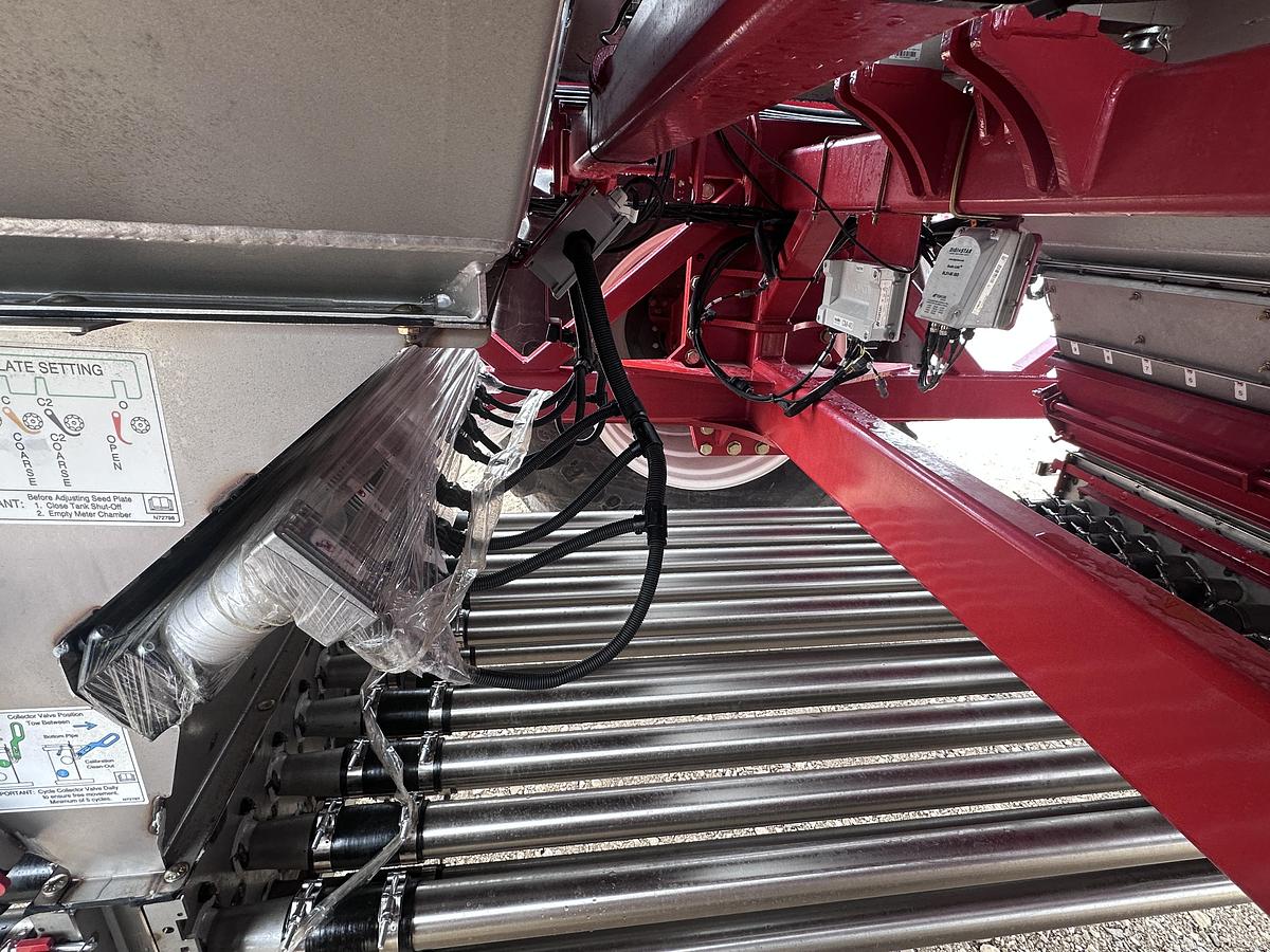 2026 Morris 10-1050 W/ 70 Quantum