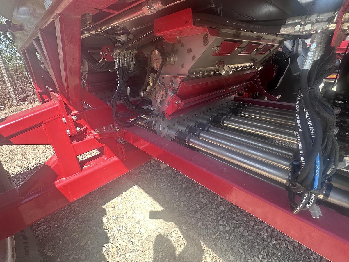 New 2023 Morris 9800 ICT Air Cart