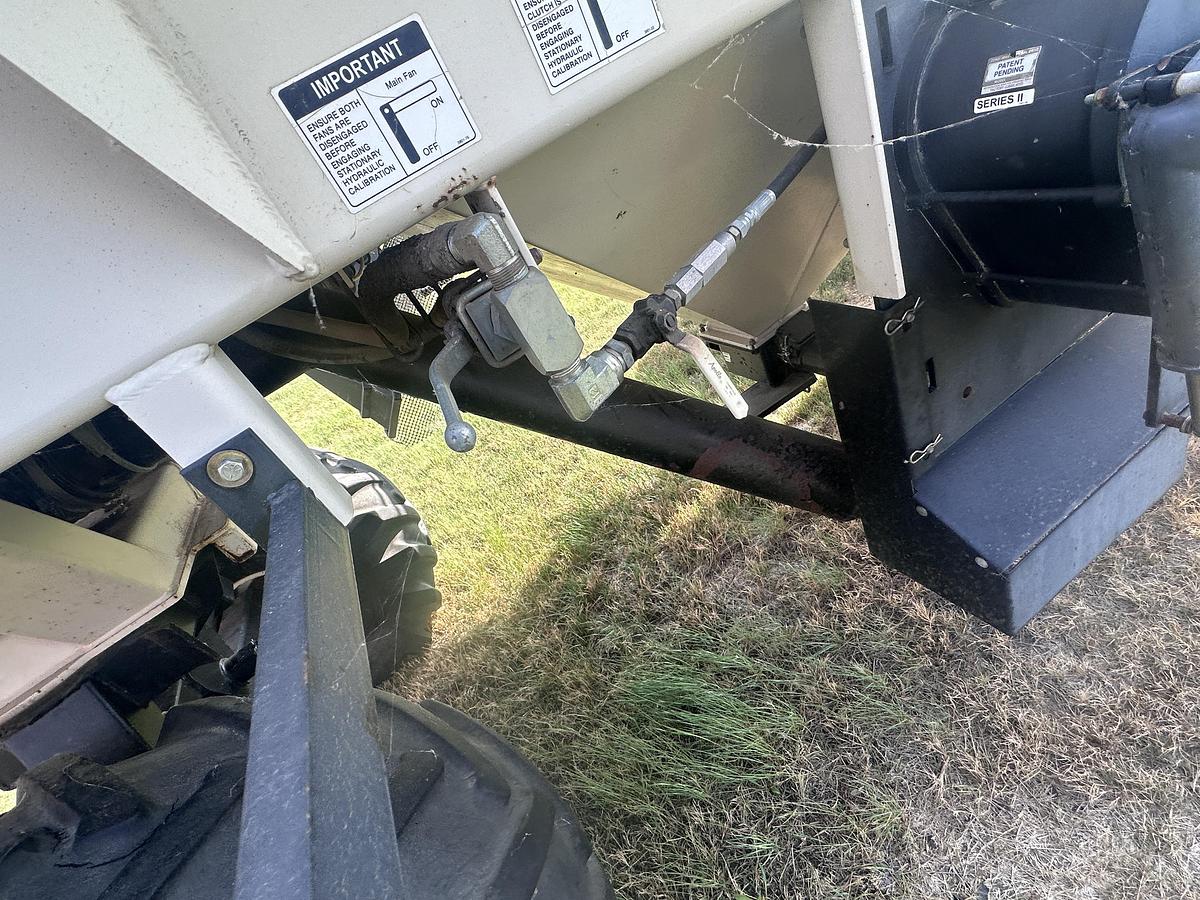 Used Bourgault 5710-54 Air Drill