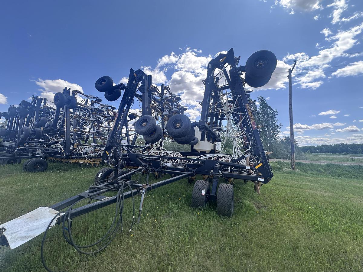 Used Used 2013 SeedMaster 7212 Air Drill