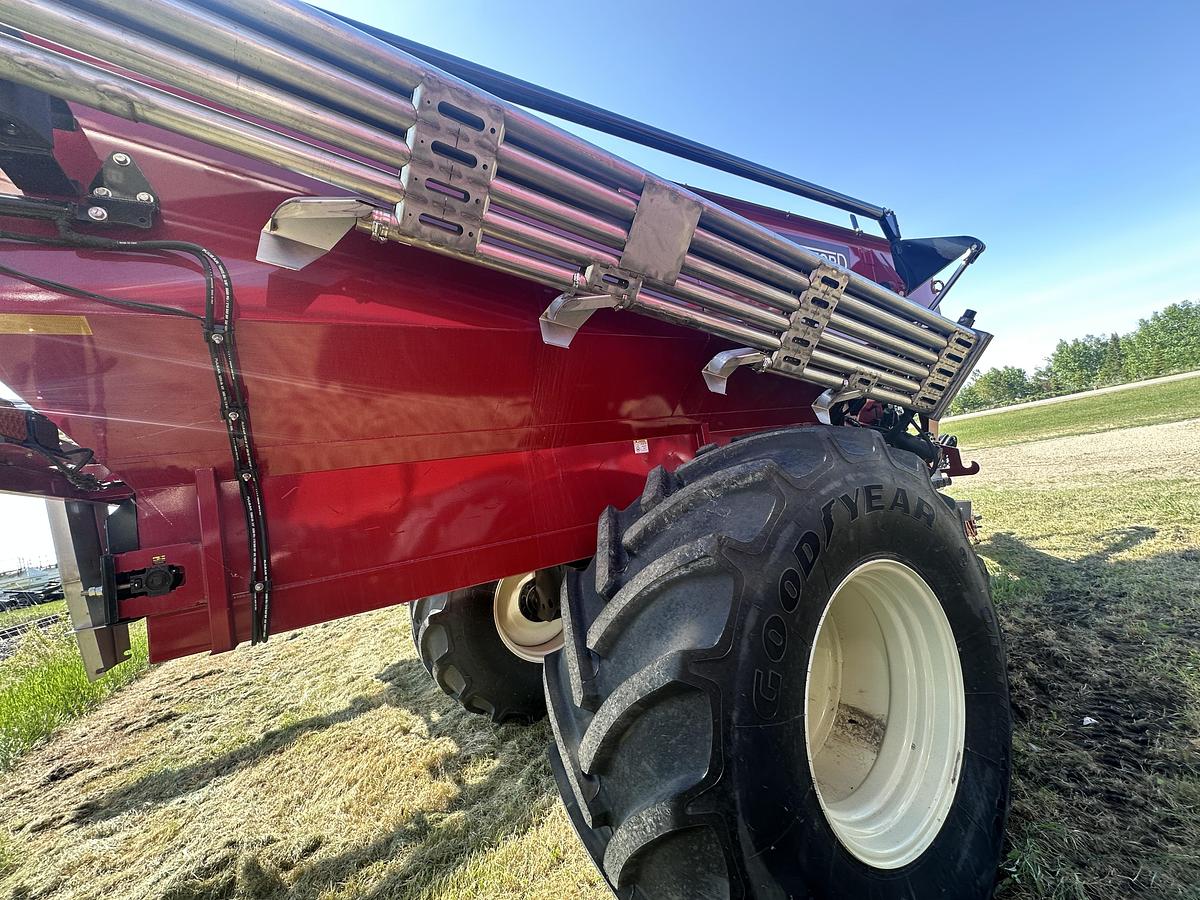 New Salford VALMAR 8711 Spreader - Fertilizer