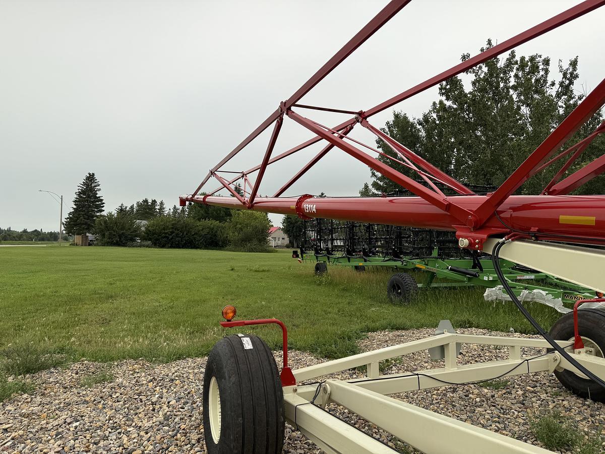 2025 Farm-King Y13114TS