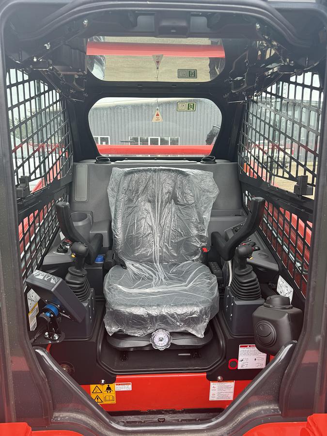 2026 Kioti TL 750 Flow Plus