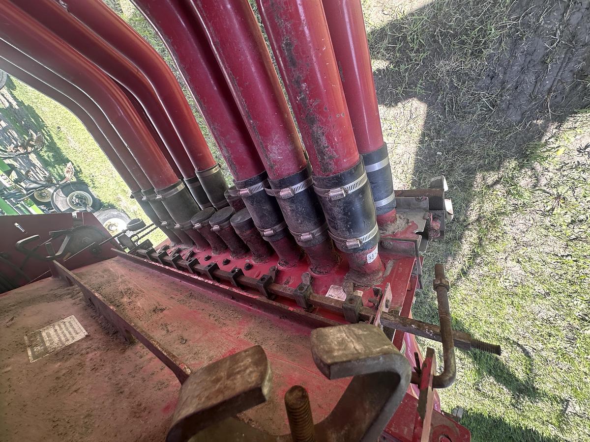 Used 2012 Morris 8370XL/ 2009 SeedHawk 42ft