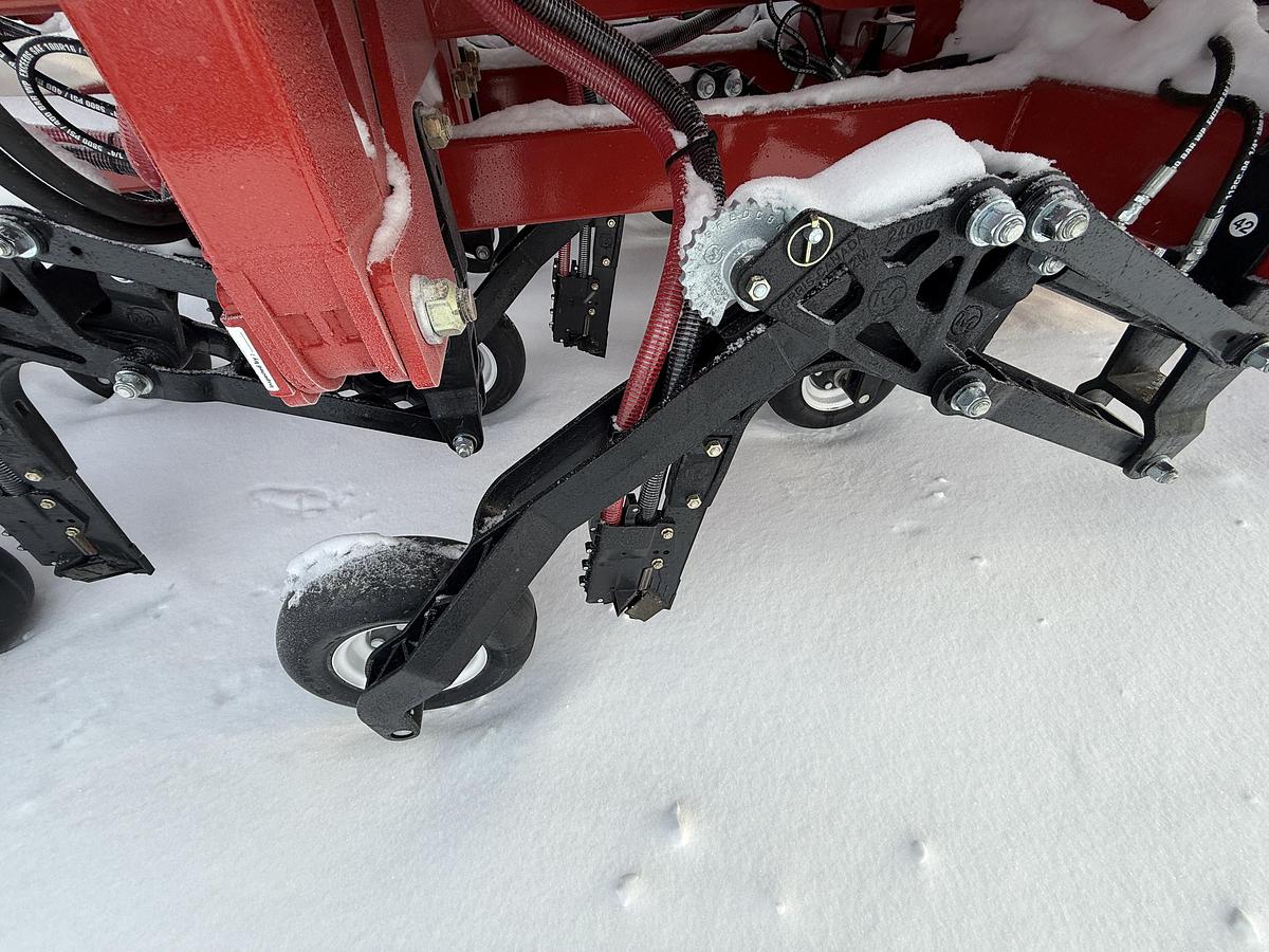 2026 Morris Quantum 70