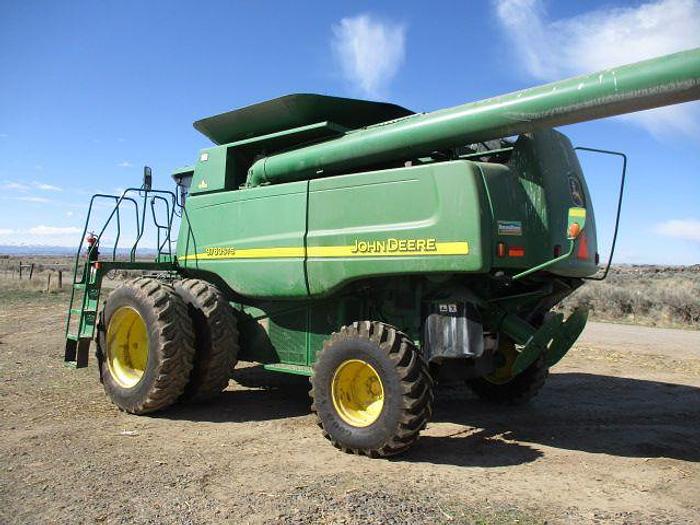 Used John Deere 9760STS Combine w/ 25' Header
