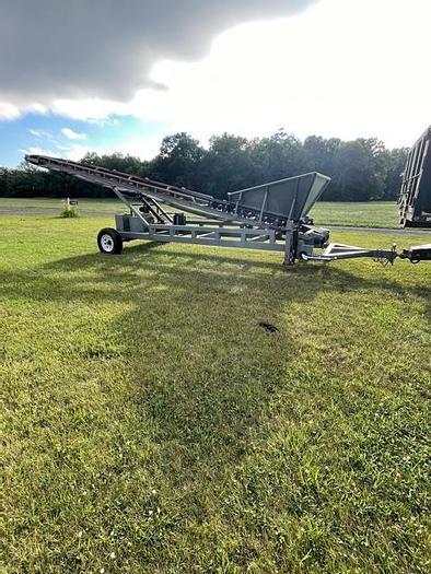 LANE Stacking Conveyor 32ft x 24 in belt