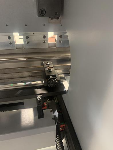 UZMA NC controlled Press brakes  30 ton - 60 ton   830mm - 2100mm