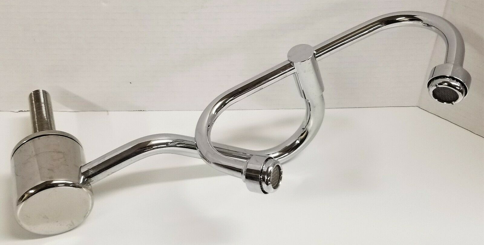 New open box Speakman Eyesaver SE 570 Eyewash Valves