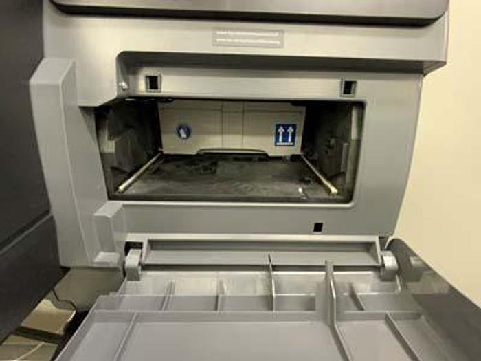 Used 2018 Hewlett-Packard Latex 560
