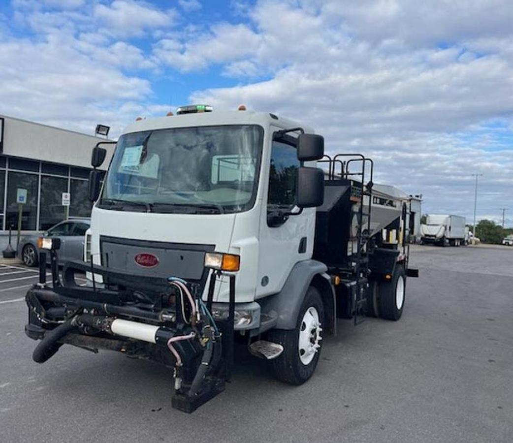 Used 2017 Rosco RA 400 Asphalt Patch Truck