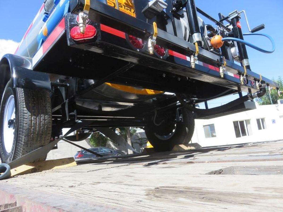 400 Gallon Distributor Trailer