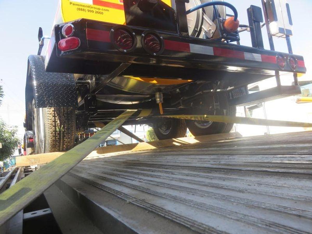 600 Gallon Asphalt Distributor Trailer