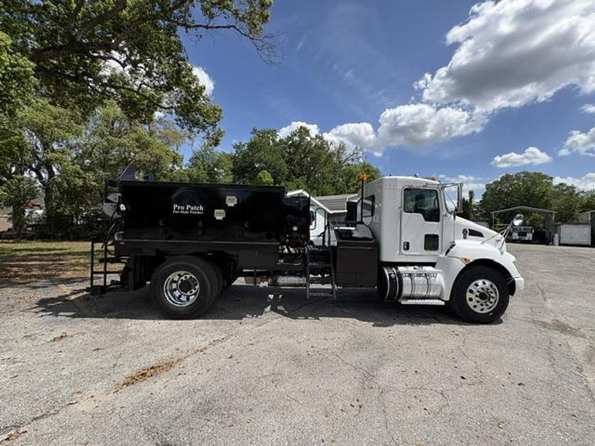 Used 2016 Kenworth Model T-370 Pro-Patch Pothole Patcher