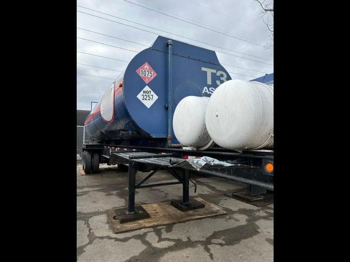 Used 2004 Taurus 20-Ton Tanker