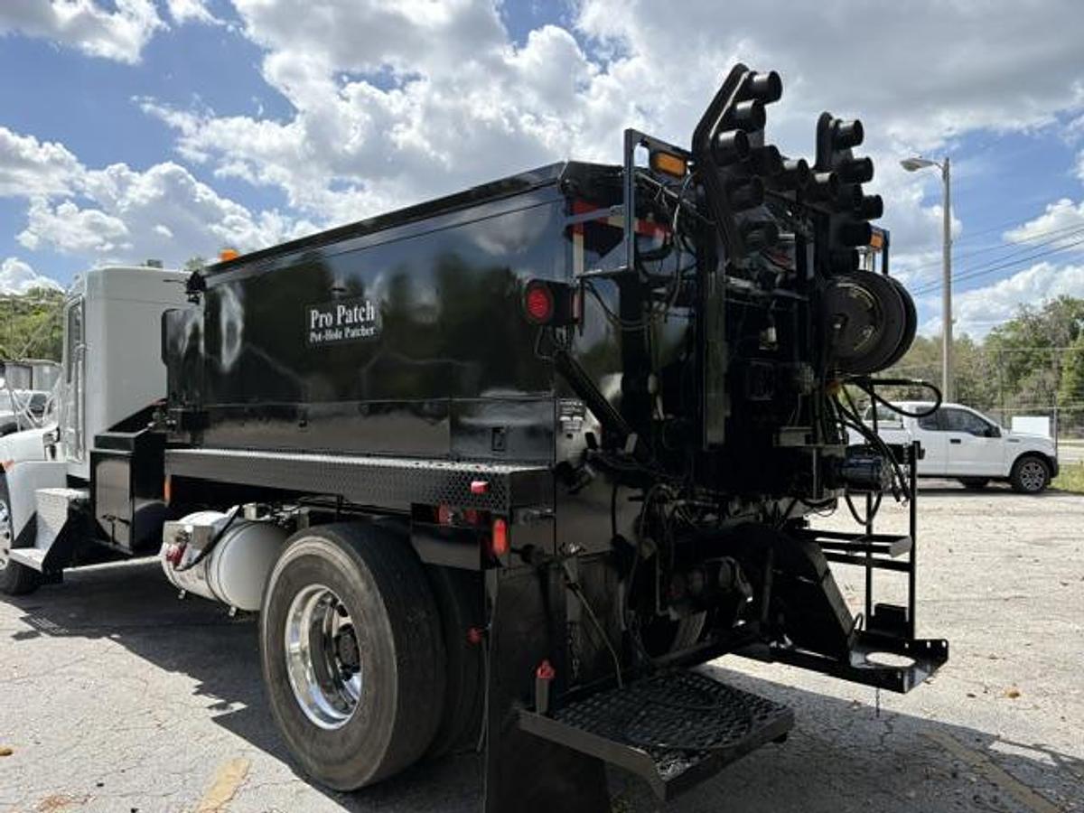 Used 2016 Kenworth Model T-370 Pro-Patch Pothole Patcher