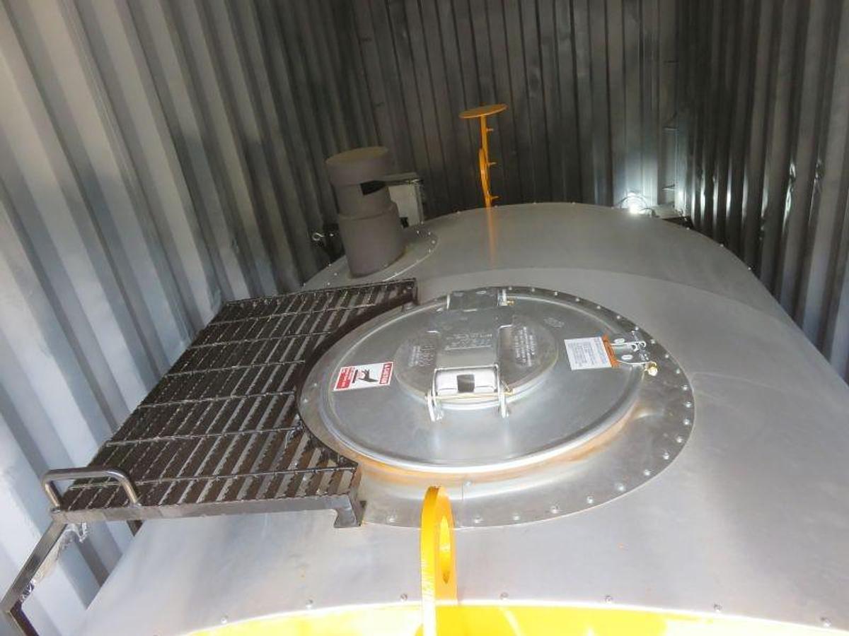 400 Gallon Asphalt Distributor Tank Skid Mounted