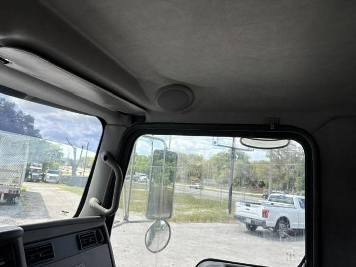 Used 2016 Kenworth Model T-370 Pro-Patch Pothole Patcher