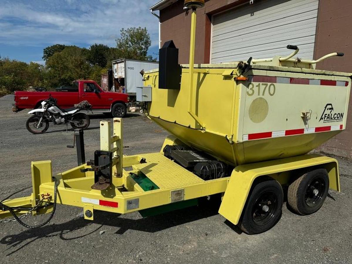 Used 2007 4 TON Falcon Non-Dump Hot Box