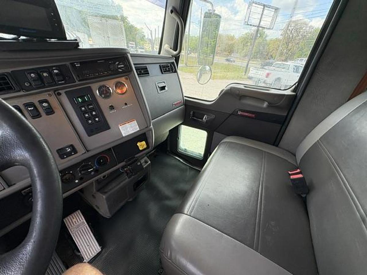 Used 2016 Kenworth Model T-370 Pro-Patch Pothole Patcher