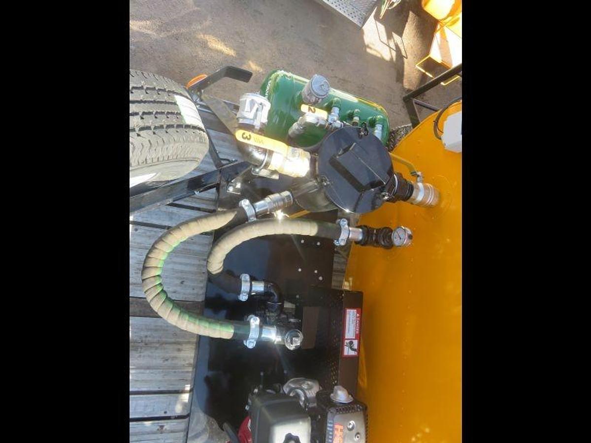 600 Gallon Asphalt Distributor Trailer