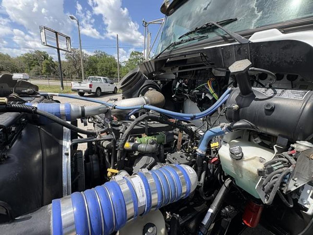 Used 2016 Kenworth Model T-370 Pro-Patch Pothole Patcher