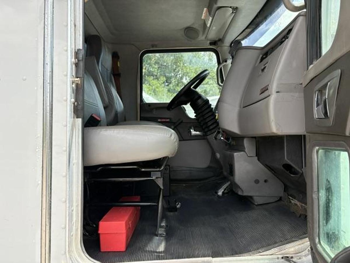 Used 2016 Kenworth Model T-370 Pro-Patch Pothole Patcher