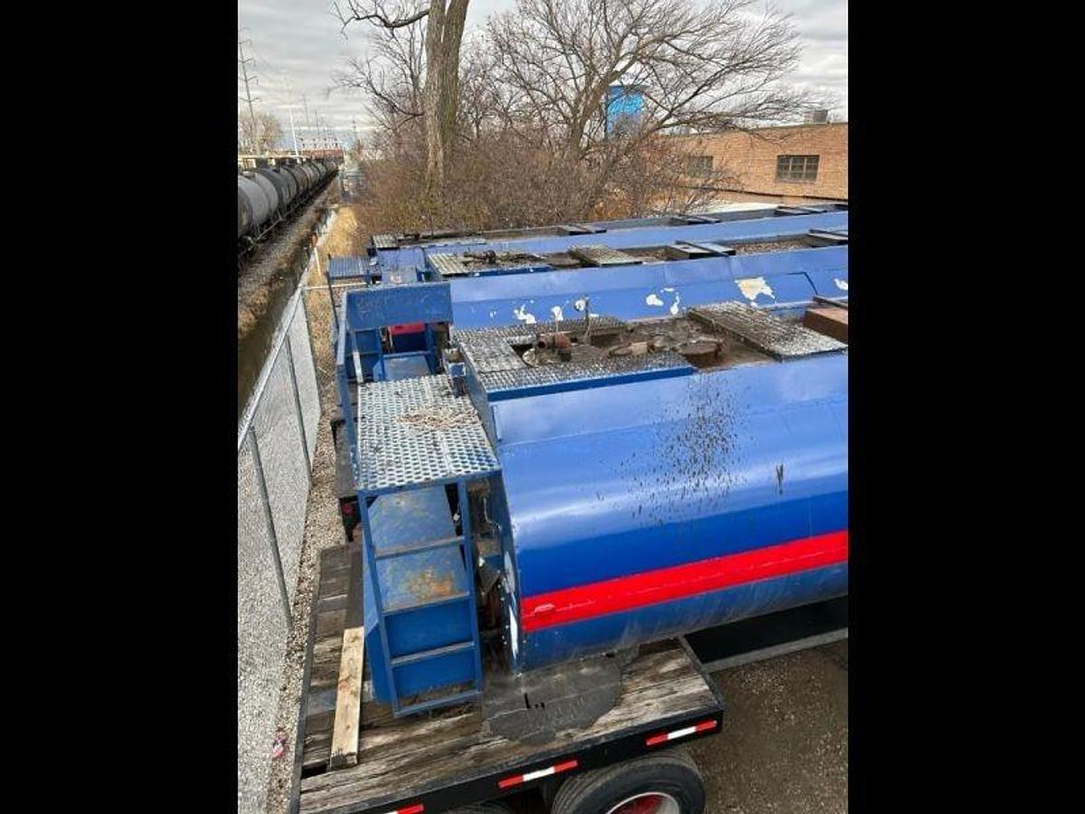 Used 2004 Taurus 20-Ton Tanker