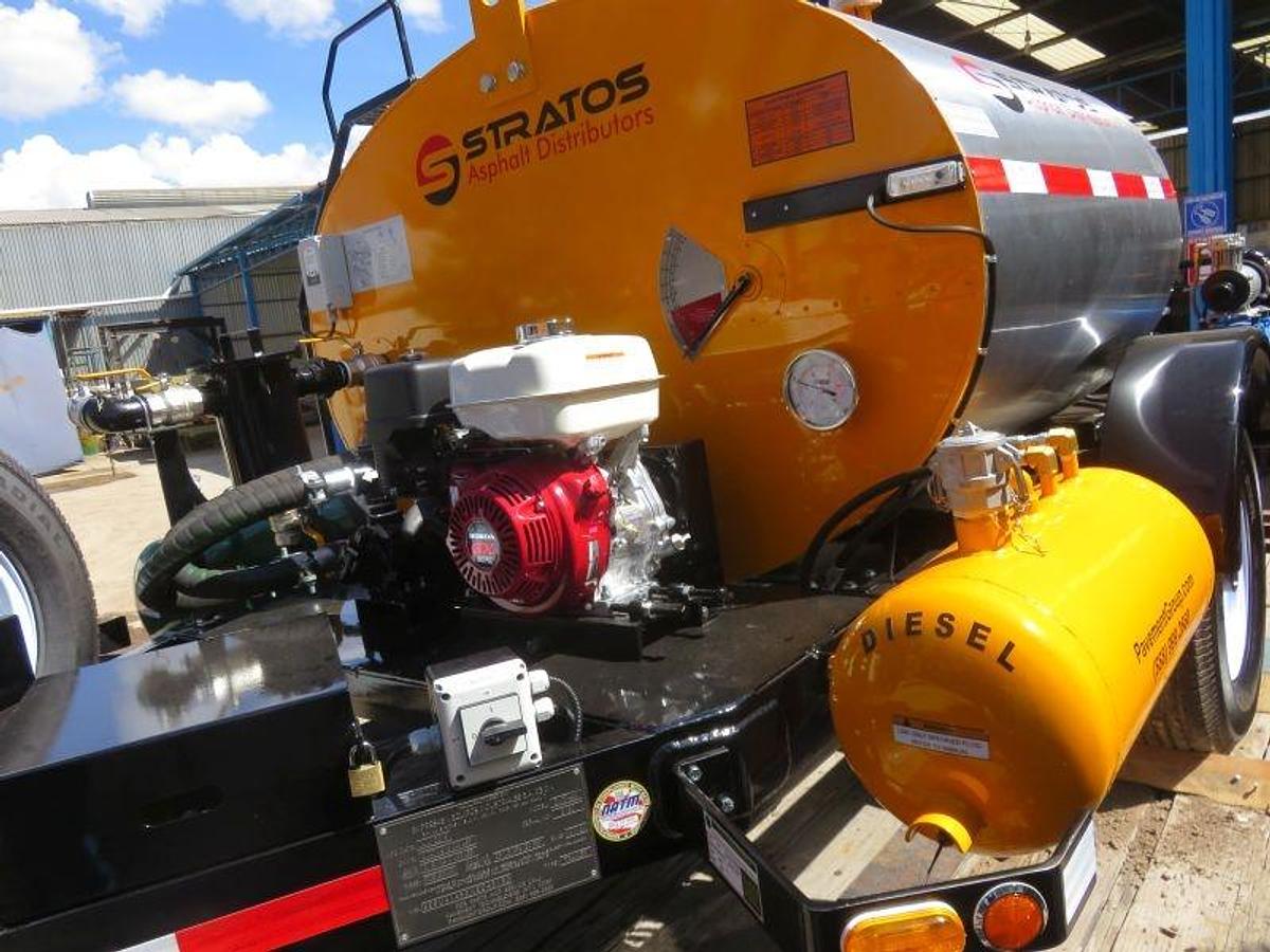 400 Gallon Distributor Trailer