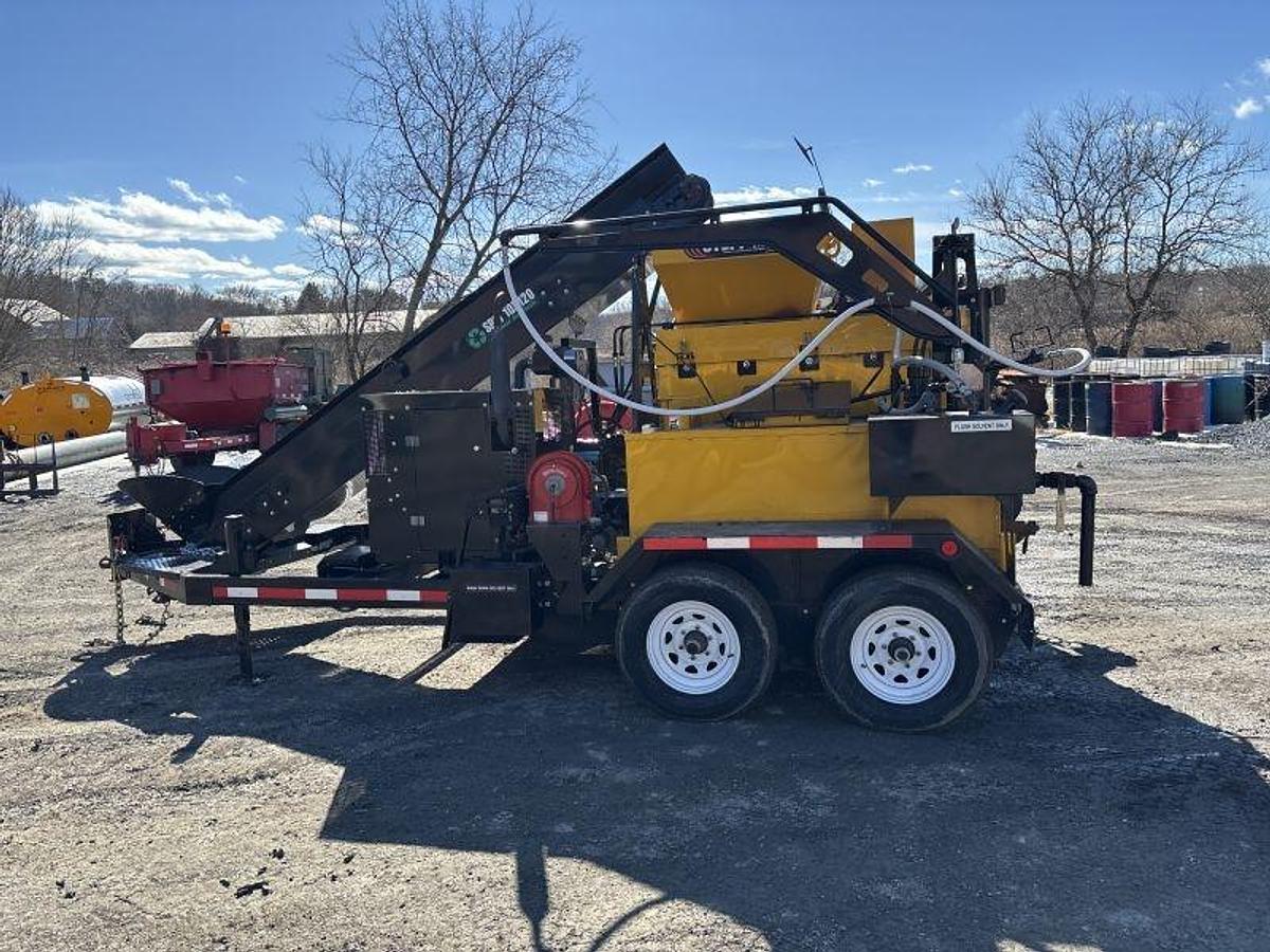 Used Stepp SRM 10-120  Asphalt Recycler 3/4 ton batch recycler with heated AC tank and wand