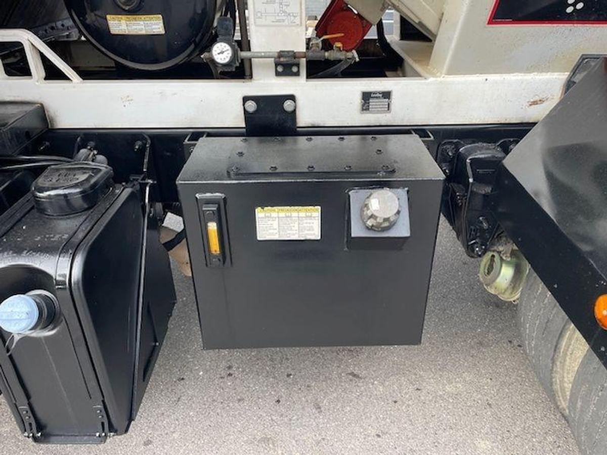 Used 2017 Rosco RA 400 Asphalt Patch Truck